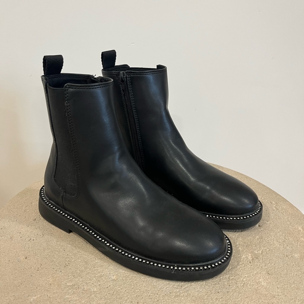 [Zara] Black Ankle Boots with Studded Sole